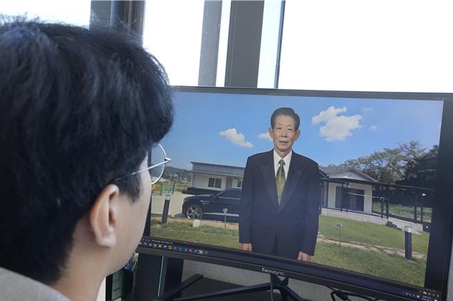 台灣新聞通訊社-韓國民眾在逝世摯愛的AI影片中尋求慰藉