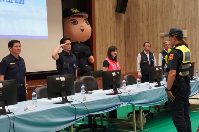 台灣新聞通訊社-戴志揚快評》蔣萬安率隊執法該給掌聲 政治口水就不必了