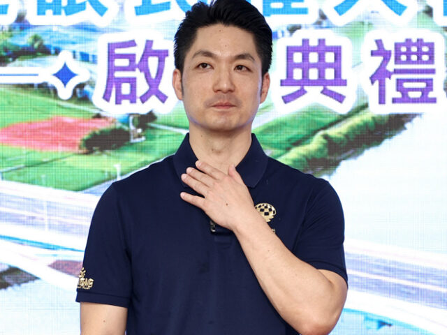 台灣新聞通訊社-1分鐘看政治》藍擬聯合白推不分區拚倒閣 監院重拳彈劾楊珍妮