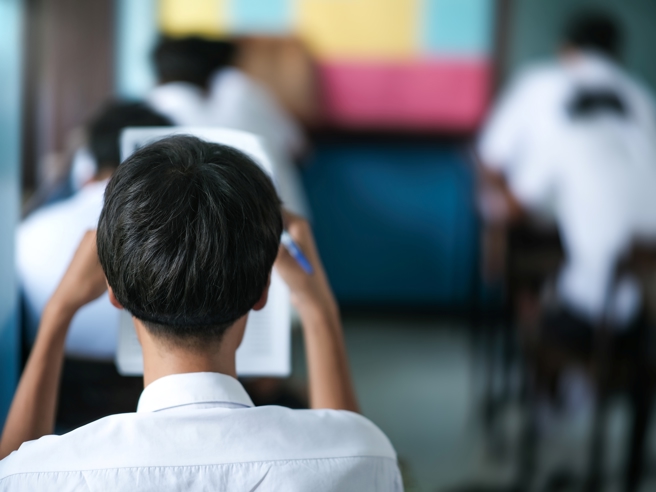 台灣新聞通訊社-學生遲到、曠課不能記警告！教育部曝4管教法 大票傻：老師超無力