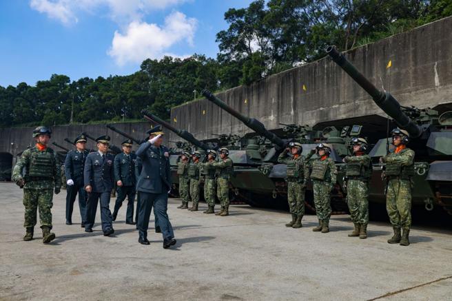台灣新聞通訊社-269旅聯兵3營M1A2T戰車連成軍 展接裝成果