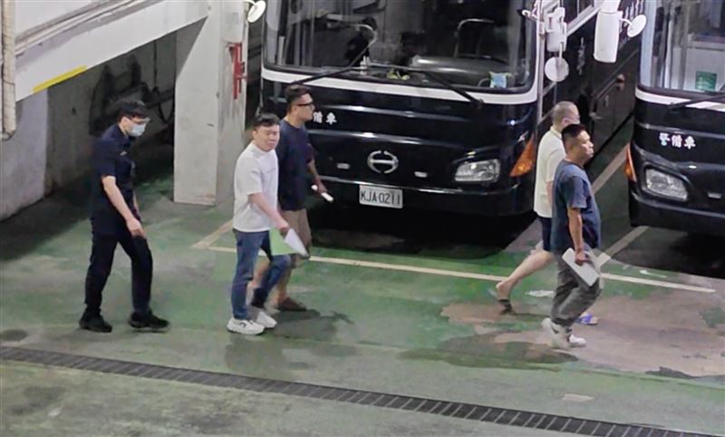 台灣新聞通訊社-安心幣商案8警涉貪關說 新北1警、餐飲大亨收押禁見