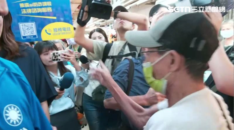 台灣新聞通訊社-票房毒藥來了？合體楊植斗掃木柵市場　鄭麗文遭民眾嗆聲「共產黨加油」