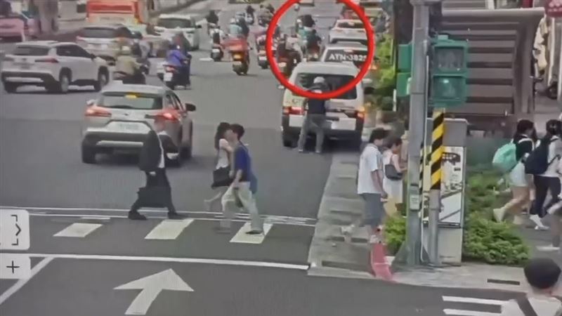 台灣新聞通訊社-心虛?北市男騎車突煞停釀追撞 他緊張冒汗「飄毒氣」一驗抓包了