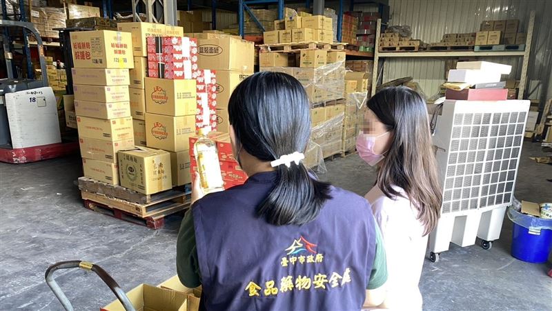 台灣新聞通訊社-台中食安處再度密查中聯油脂!拒接外界電話 盧秀燕親下「3原則」
