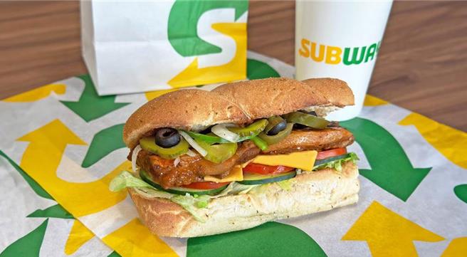 台灣新聞通訊社-Subway偷漲價被抓包!15款潛艇堡全變貴 最高漲12元
