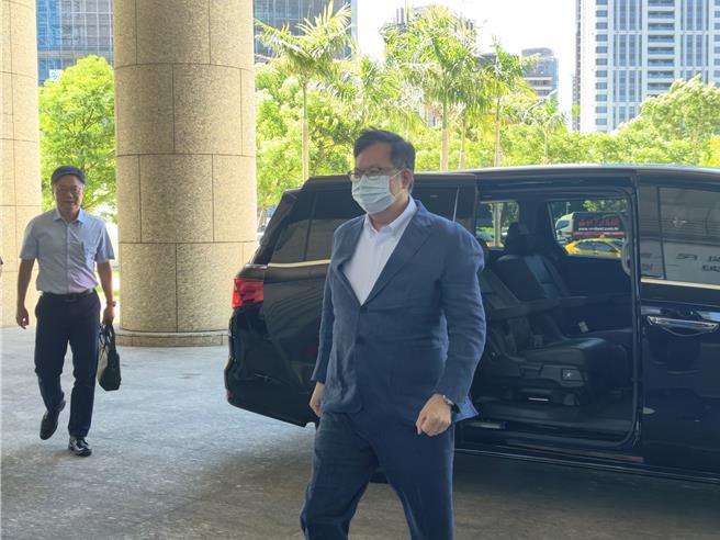 台灣新聞通訊社-鄭文燦案開庭場面火爆！ 法官飆律師「你惦惦」後致歉