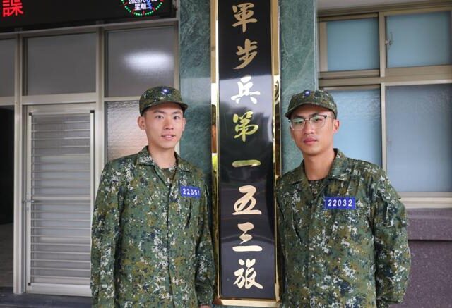 台灣新聞通訊社-步兵153旅兄弟攜手從軍 共同淬鍊軍旅回憶