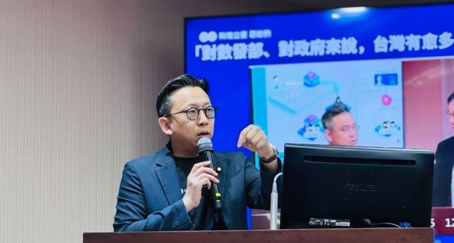 台灣新聞通訊社-關貿最大股東卻無董事席次 長期「獨家偏袒」葛如鈞要求財政部檢討