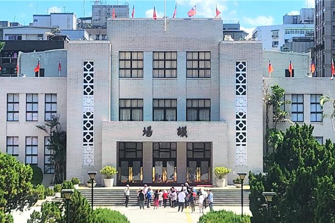 台灣新聞通訊社-放寬政府政黨間接投資媒體 《廣電法》修法三讀得持股1％