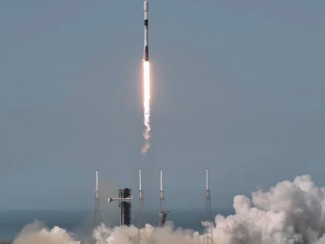 台灣新聞通訊社-影》美擴散式戰略大轉變！SpaceX加速發射機密間諜衛星