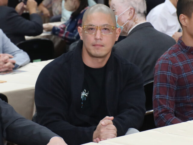 台灣新聞通訊社-蔣友柏「先活過50歲」成人生目標！揭父親教誨：不要負這個姓