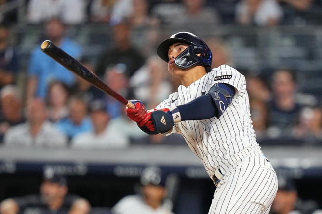 台灣新聞通訊社-MLB》吉特以來最年輕游擊手 洋基頭號新秀首戰開轟