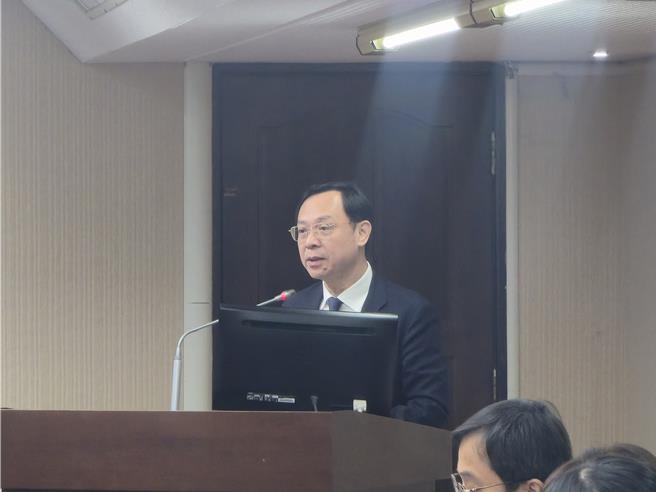 台灣新聞通訊社-放行20%問題油 衛福部今將公開會議記錄