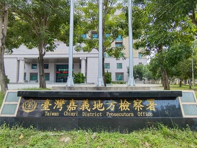 台灣新聞通訊社-致癌油追出偽標內幕!威加2人遭聲押 源春、梅山合作社等3人請回