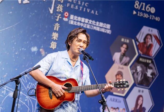 台灣新聞通訊社-老婆罹乳癌8次化療曝近況！50歲金曲歌王鬆口月燒20萬養一家五口