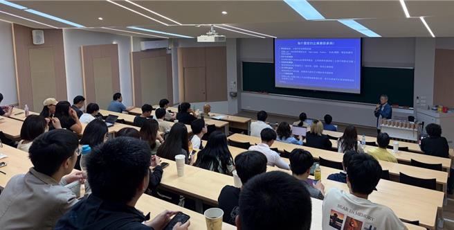 台灣新聞通訊社-結訓前就被科技廠挖走 陽明交大AI培訓8個月 新秀提前獲聘