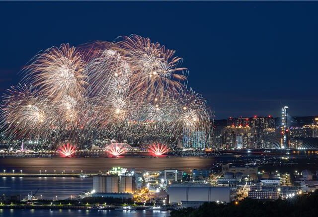 台灣新聞通訊社-白海豚颱風攪局！淡水漁人碼頭煙火、北海岸藝術季延至8／30