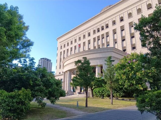 台灣新聞通訊社-護國神山險遭掏空 竹檢密搜12處斬非法陸企