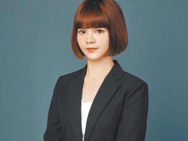 台灣新聞通訊社-沈伯洋缺席兒虐專報稱改書面質詢 北市府酸「不用硬拗」就是在上直播