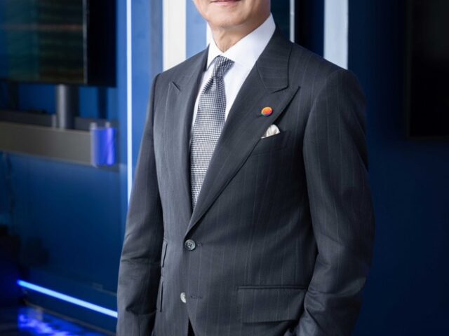 台灣新聞通訊社-台灣大董事長蔡明忠連4屆入選HBR台灣企業領袖100強 持續創新累積長期價值 任內市值成長3,035億元、總股東報酬率288％