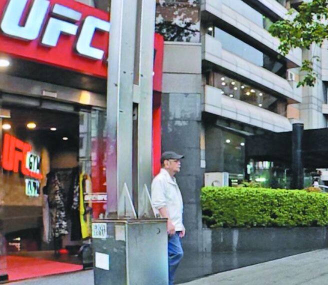 台灣新聞通訊社-影》吳乃仁拘提不到期間豪車接送健身 李永萍痛批:通通喬好了