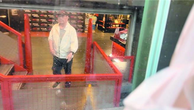 台灣新聞通訊社-吳乃仁稱患帕金森氏症仍上健身房 民進黨團這樣說