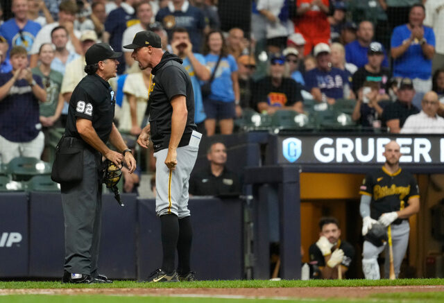 台灣新聞通訊社-MLB》主審認錯了還能吵！海盜「吵架王」凱利9天內遭驅逐3次