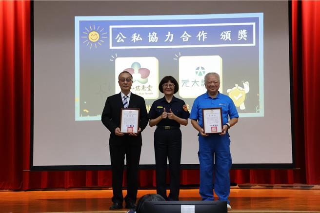 台灣新聞通訊社-女兒提供詐團金融卡遭判刑 北市警信義分局長:已學到教訓
