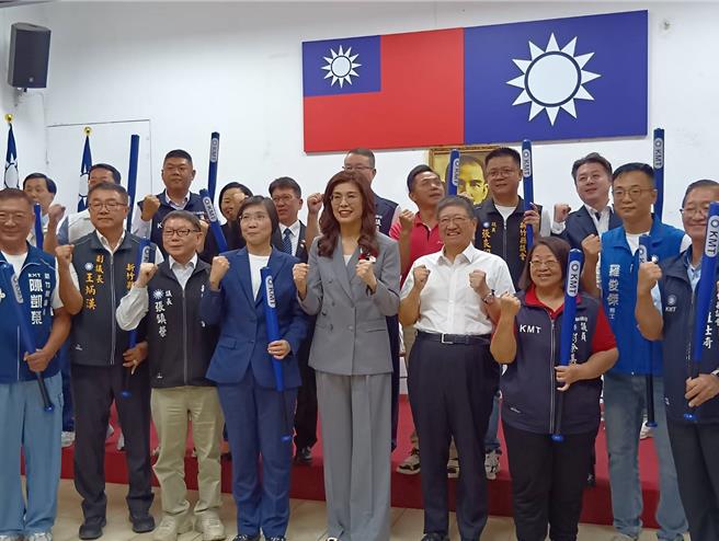 台灣新聞通訊社-陳見賢缺席中常會卻成焦點 鄭麗文喊話：戰鬥位置需要他