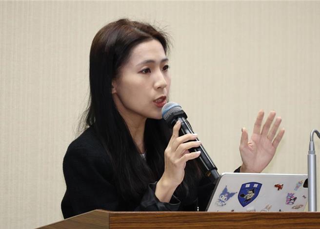 台灣新聞通訊社-百年名店遭出征慘刷一星負評 徐巧芯籲:別學青鳥讓支持變反效果