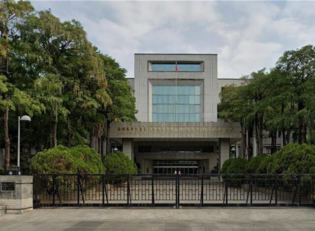 台灣新聞通訊社-律師偽造申請書「查對造個資」一審無罪 二審逆轉改判刑4月