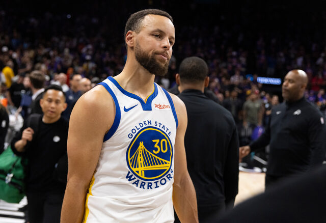 台灣新聞通訊社-NBA》勇士休賽季補強失利！美媒曝柯瑞認清現實：帶著尊嚴走完