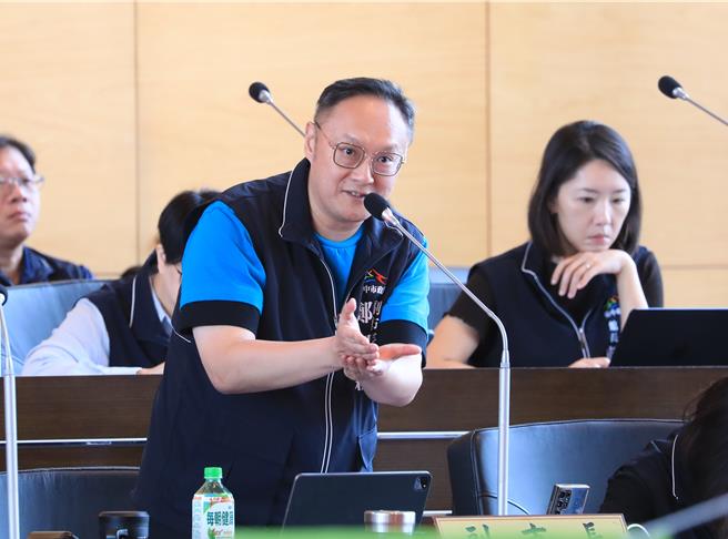 台灣新聞通訊社-鄭照新再開撕!轟賴清德拿「台中」2字槓287萬人