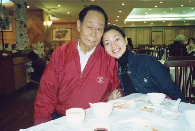 台灣新聞通訊社-阿雅悲憶亡父「我們還會再見」泣喊我愛你  網友淚崩
