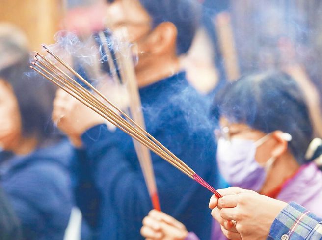 台灣新聞通訊社-鬼月將至!老師提醒「15項祭拜禁忌」 拜錯衰整年