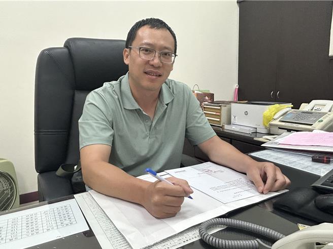 台灣新聞通訊社-書記官也想跳槽!屏東市代會罕見徵選 他打敗40餘公務員奪「幕僚長」