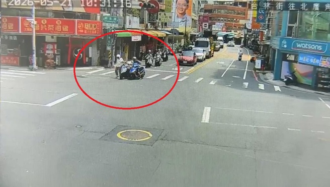 台灣新聞通訊社-嘉義老翁光天化日伸鹹豬手 2天內性騷5女判決曝
