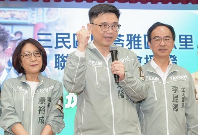 台灣新聞通訊社-賴瑞隆周末勤跑基層 走訪岡山拋「三支箭」促發展