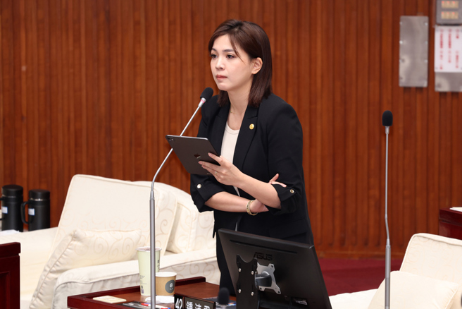 台灣新聞通訊社-喊話民進黨「不用把我當刀使」!鍾沛君讚蔣萬安:2026年台北市長最佳人選