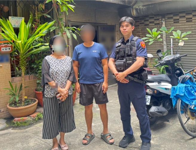台灣新聞通訊社-異鄉母趁兒睡覺偷溜逛街 抬頭迷途「不知在哪」結局好溫暖