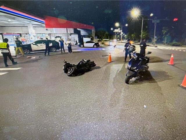 台灣新聞通訊社-男子騎車遭撞失控狂吼 警方曝違規原因狠打臉