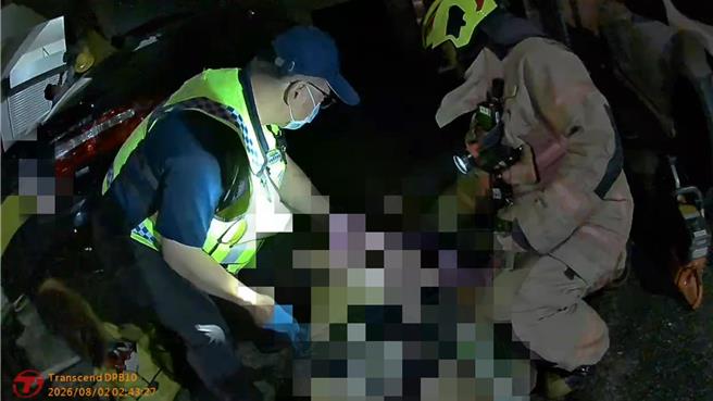 台灣新聞通訊社-民宅燃燒不到3平方米 濃煙嗆昏2人一度無呼吸心跳
