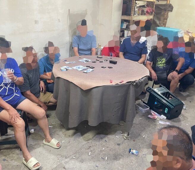 台灣新聞通訊社-人在做神在看果然出事！ 三峽宮廟暗藏天九牌賭場遭警一鍋端