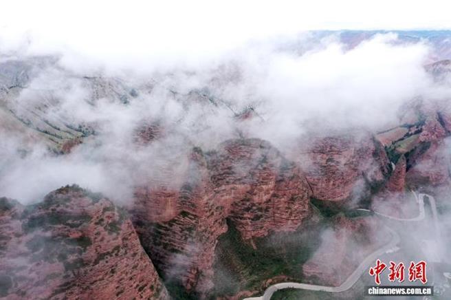 台灣新聞通訊社-黃河上游「地質教科書」 青海坎布拉生態與文旅雙向賦能