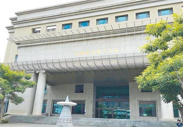 台灣新聞通訊社-合法車位自留、無照車位丟國防部！ 嘉義經國新城「神分配」法院不買單