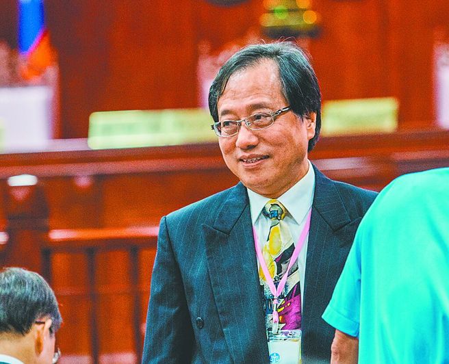 台灣新聞通訊社-批新公教退撫給與標準被賴政府政治化 李來希嗆政治解決