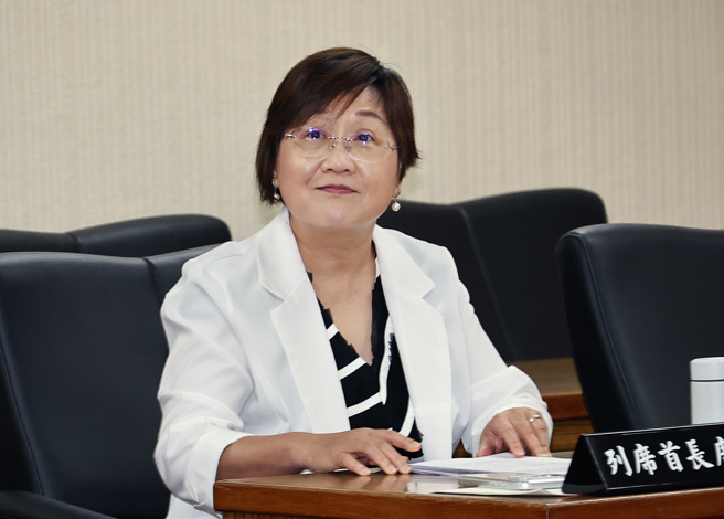 台灣新聞通訊社- 出訪26天花115萬、考察報告僅5頁 徐佳青吐「搭商務艙」原因
