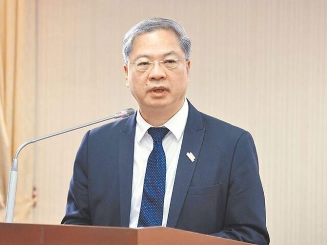 台灣新聞通訊社-中聯問題油疑雲 經長重申：台糖無通報義務