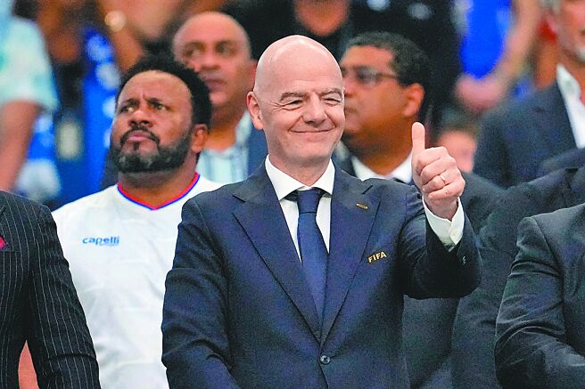 台灣新聞通訊社-足球》英國首相批評 英凡提諾非FIFA主席最佳人選